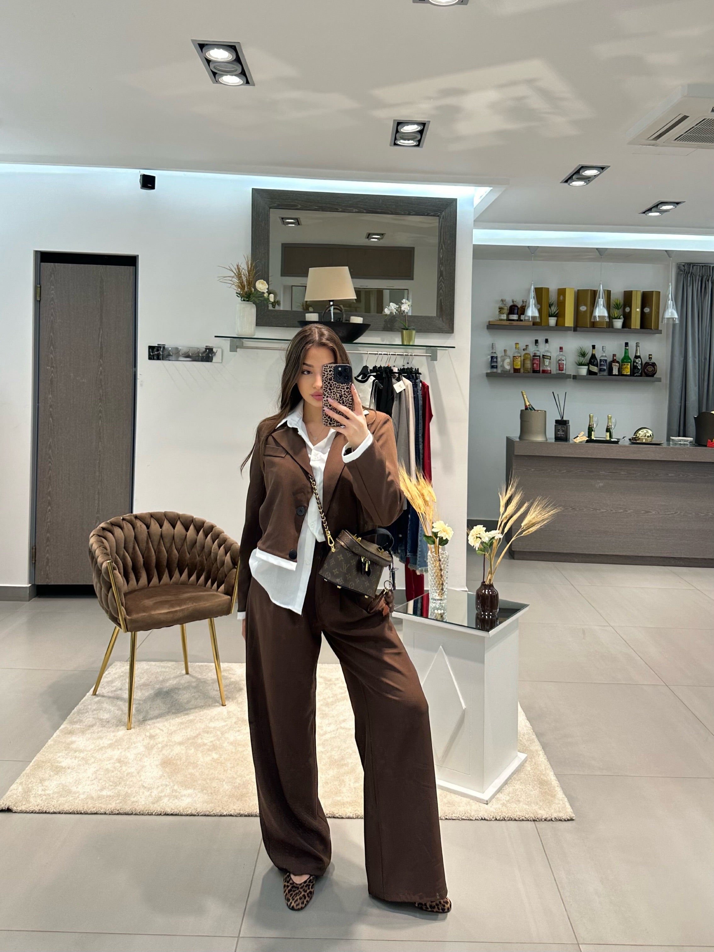 TAILLEUR CHOCO