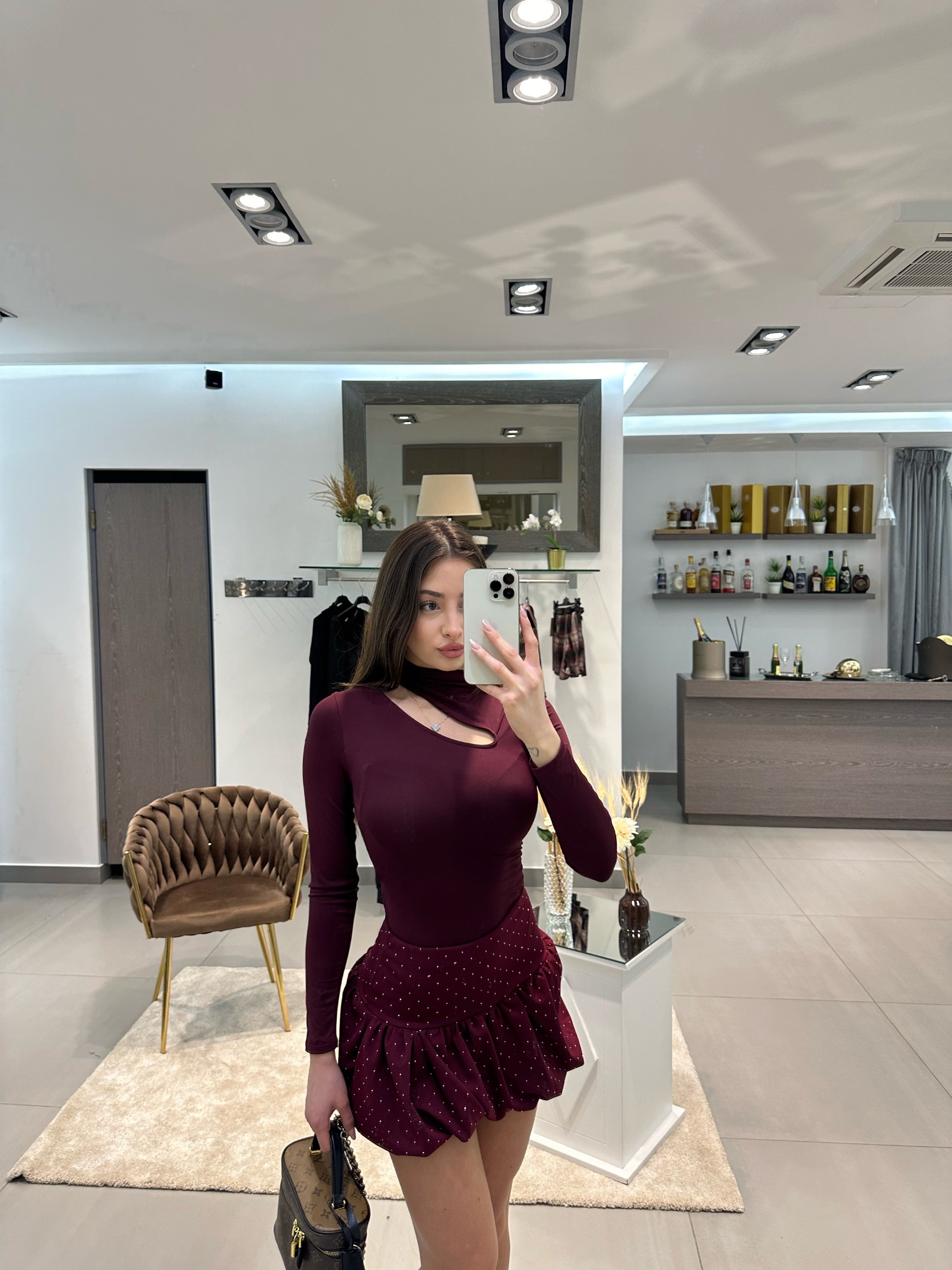BODY SHAILA