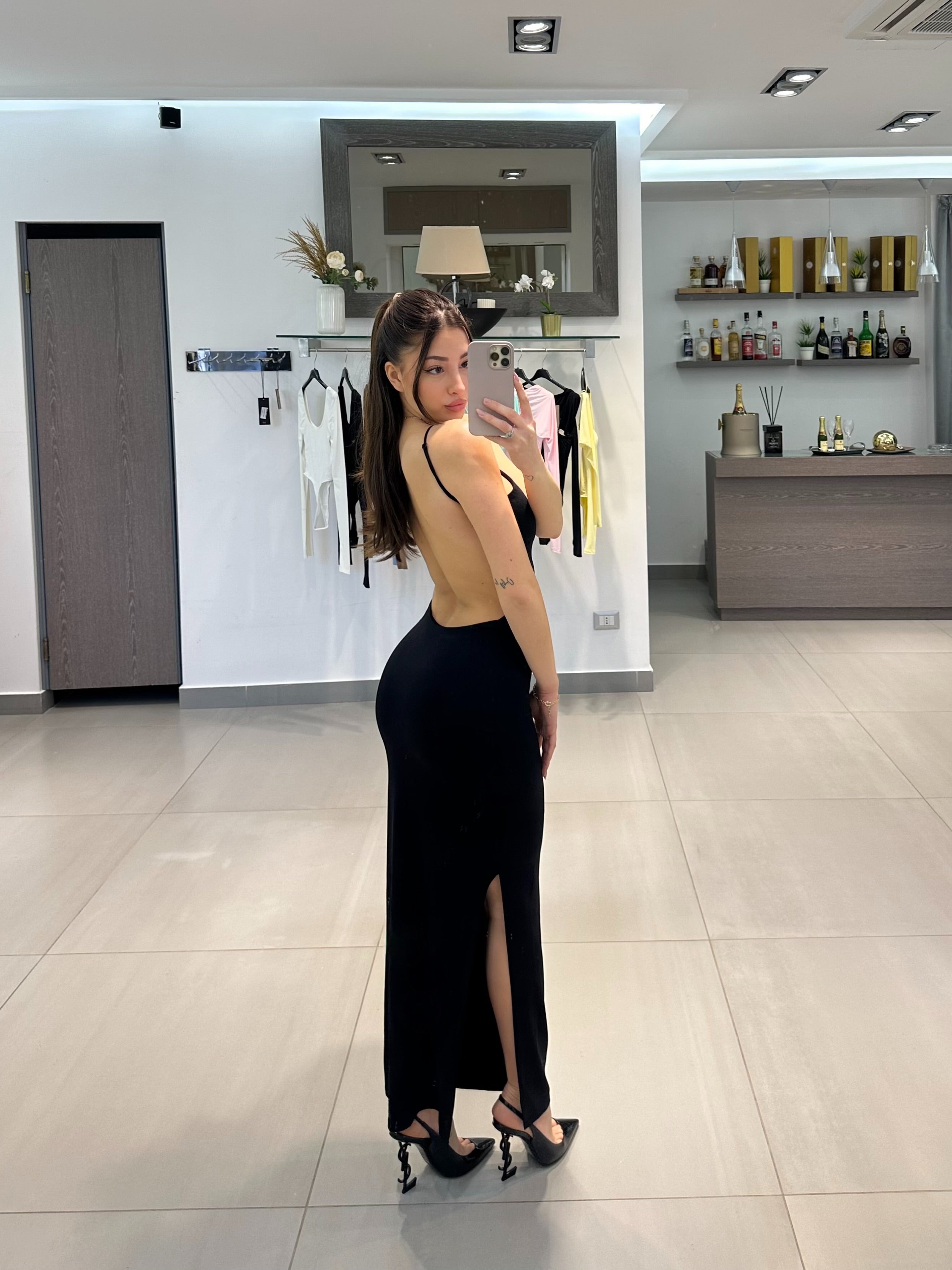 ABITO DIAMANTE