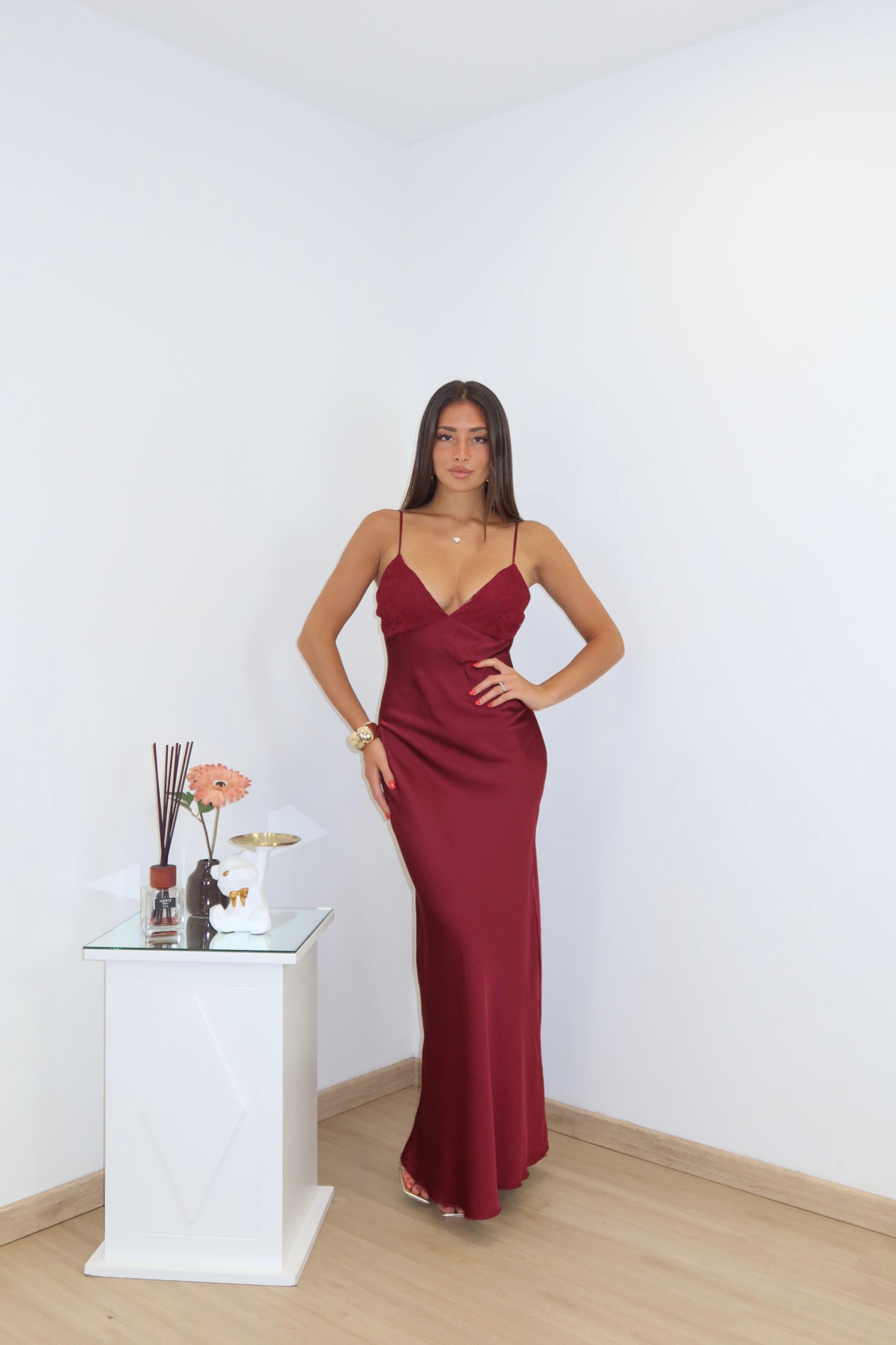 ABITO VICTORIA