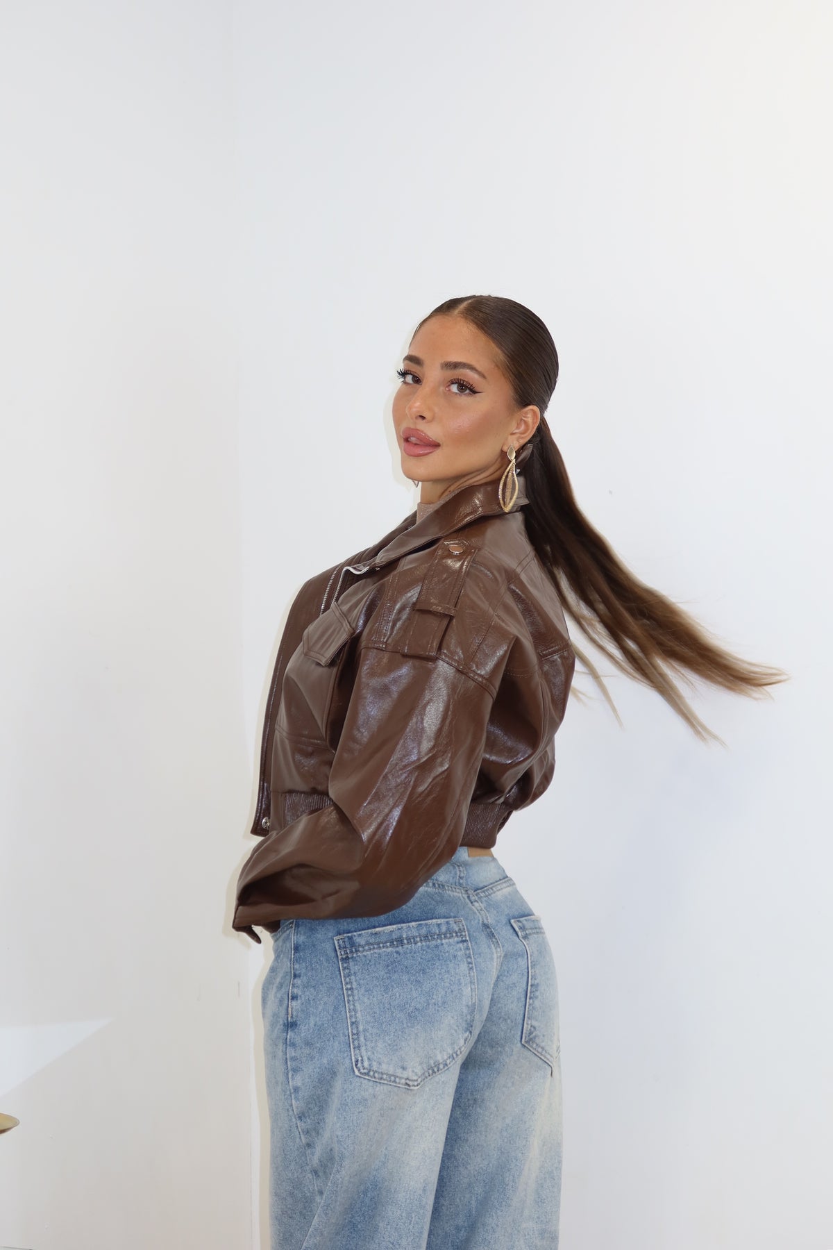 BOMBER MOCHA